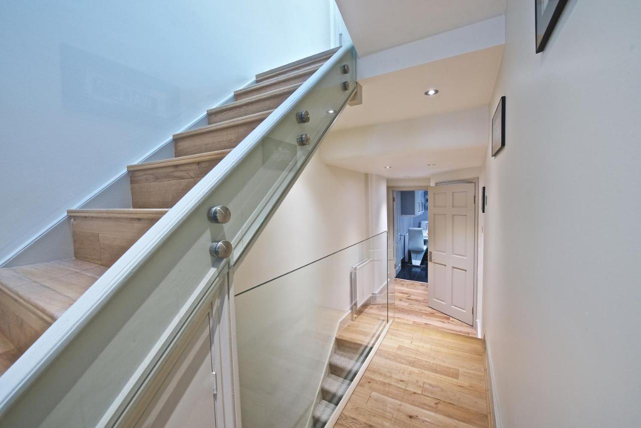 Modern Bedroom In London !! 外观 照片