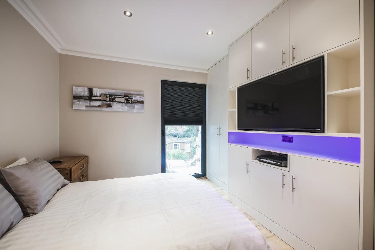Modern Bedroom In London !! 外观 照片