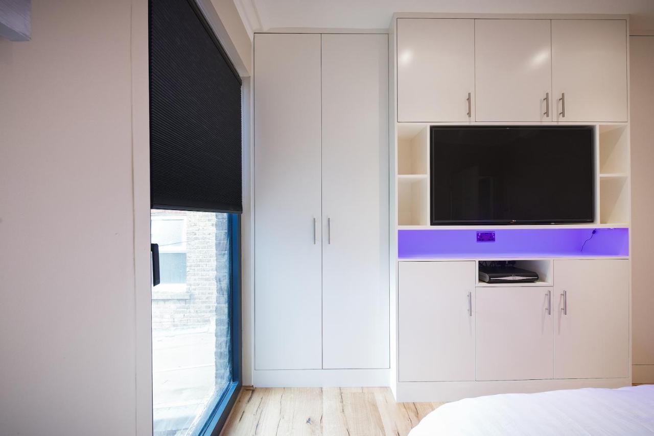 Modern Bedroom In London !! 外观 照片